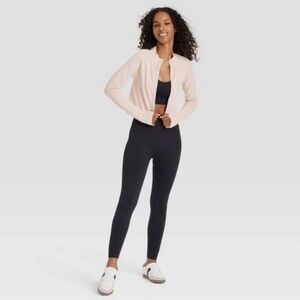 NWT JoyLab Performance Long Sleeved Zip Up Tee